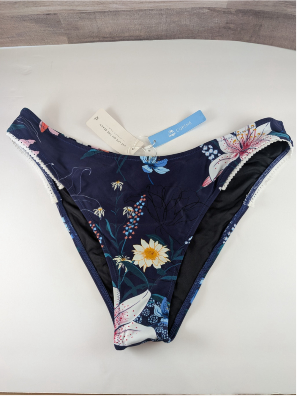 Cupshe Navy Floral Bikini Bottom XL